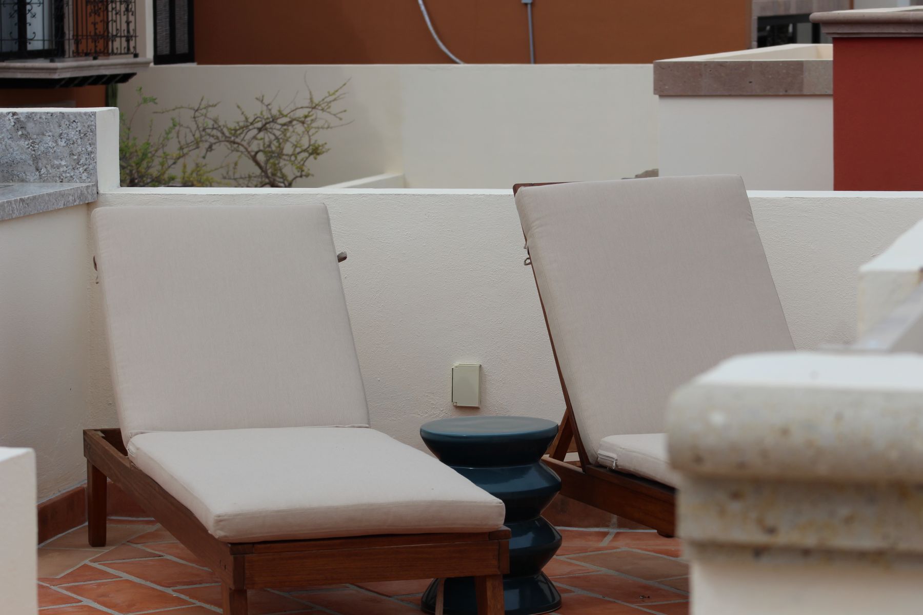 Lounge Chairs – Rooftopd