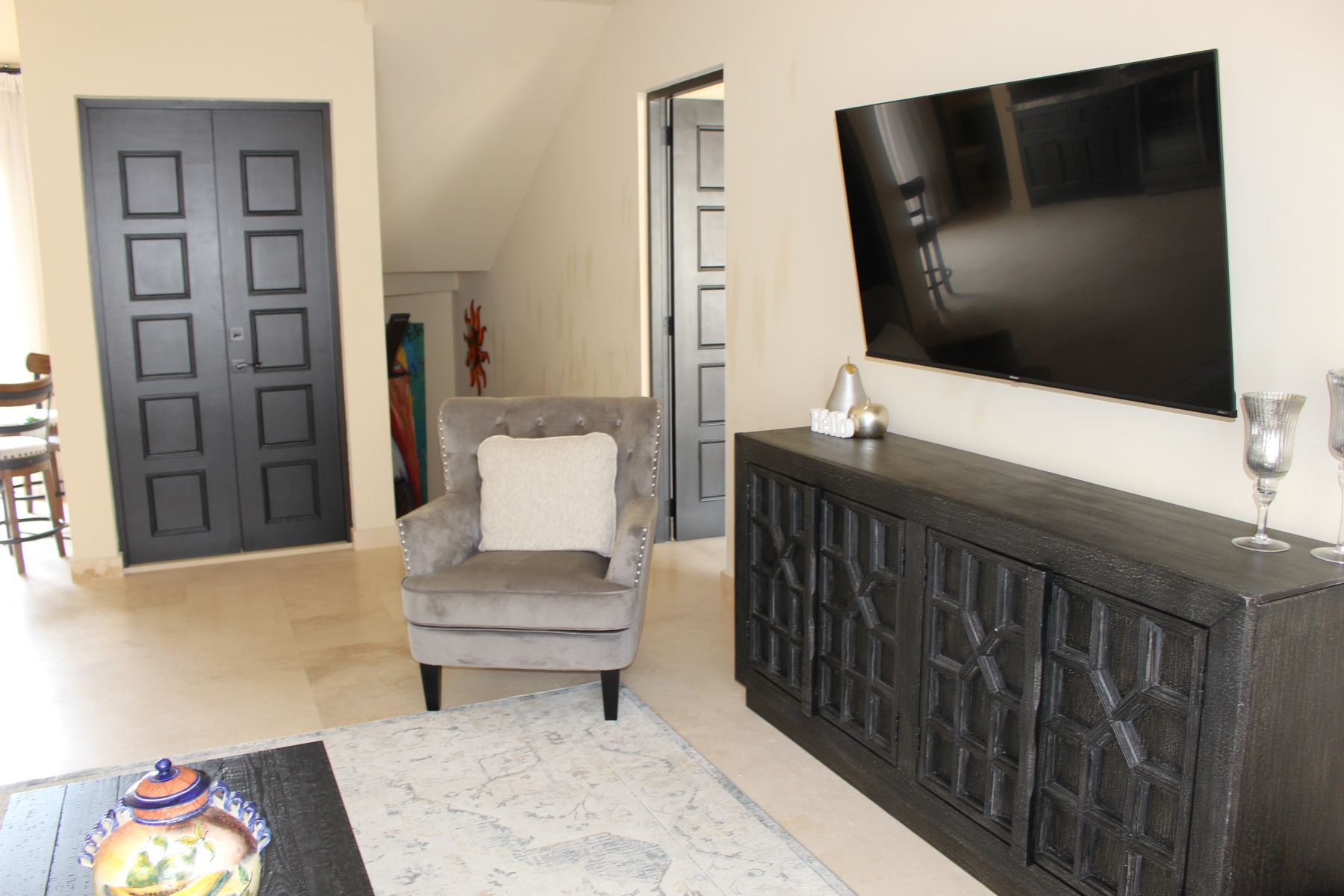 Seating Area – Second Floor 2w